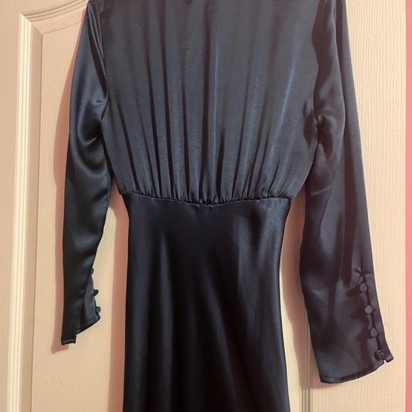 Brand new Zara satin dress - Picture 4 of 9